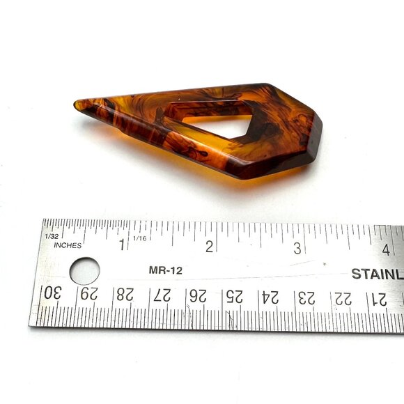 Vintage 1930s-40s Rootbeer Bakelite Shield Brooch — Tested & EUC + Hoop Earrings - Picture 2 of 10